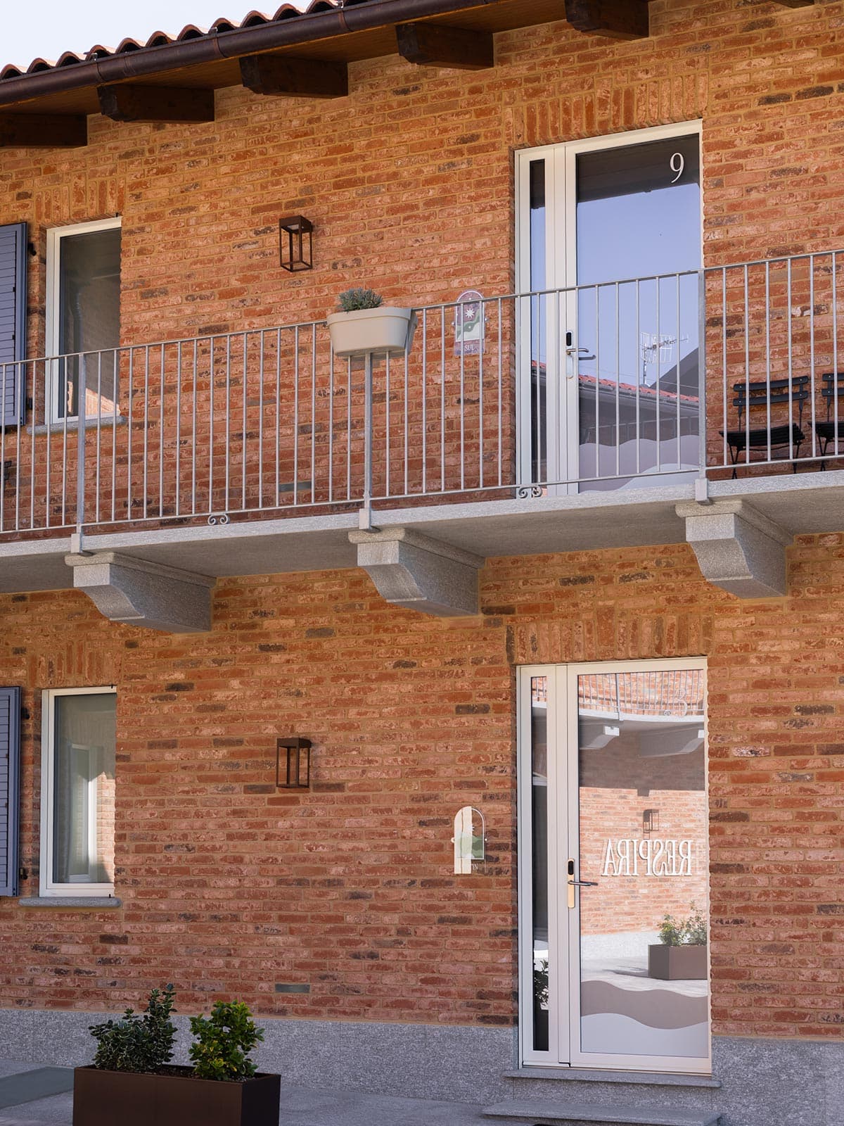 Respira insegna esterna